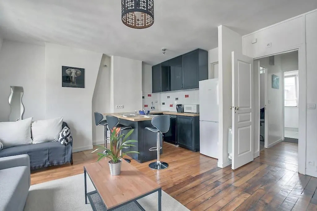 Superbe 45m2 Au Coeur De Montmartre * 파리